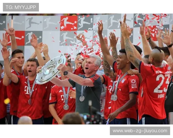 国米四连胜不败，紧随拜仁与阿森纳，在欧冠小组赛中独占鳌头，国米和阿森纳底蕴