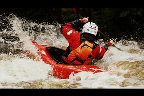 开云网站-世界皮划艇激流回旋中国队实力强劲，2020年全国皮划艇激流回旋锦标赛